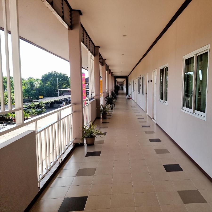 เชียงคำ แกรนด์ วิลลา Hotel ภายนอก รูปภาพ